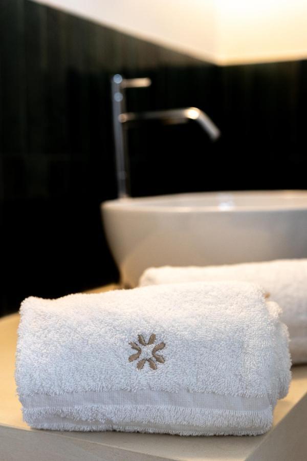 Oronti Accommodations Lecce Exteriör bild