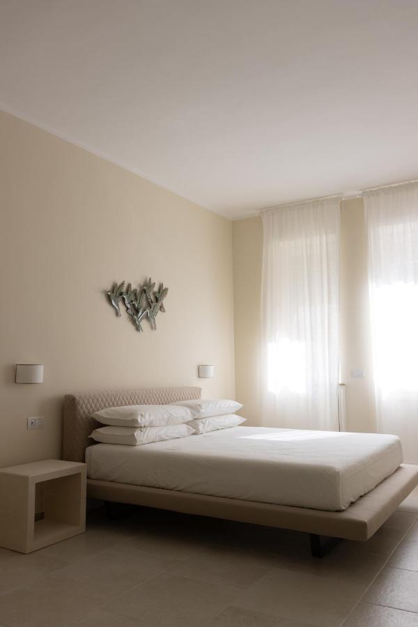 Oronti Accommodations Lecce Exteriör bild