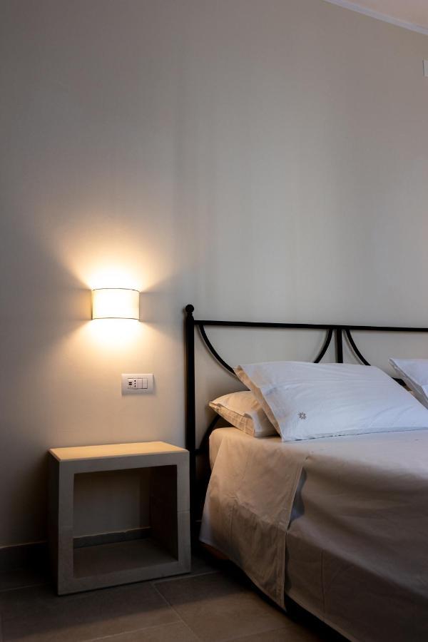 Oronti Accommodations Lecce Exteriör bild