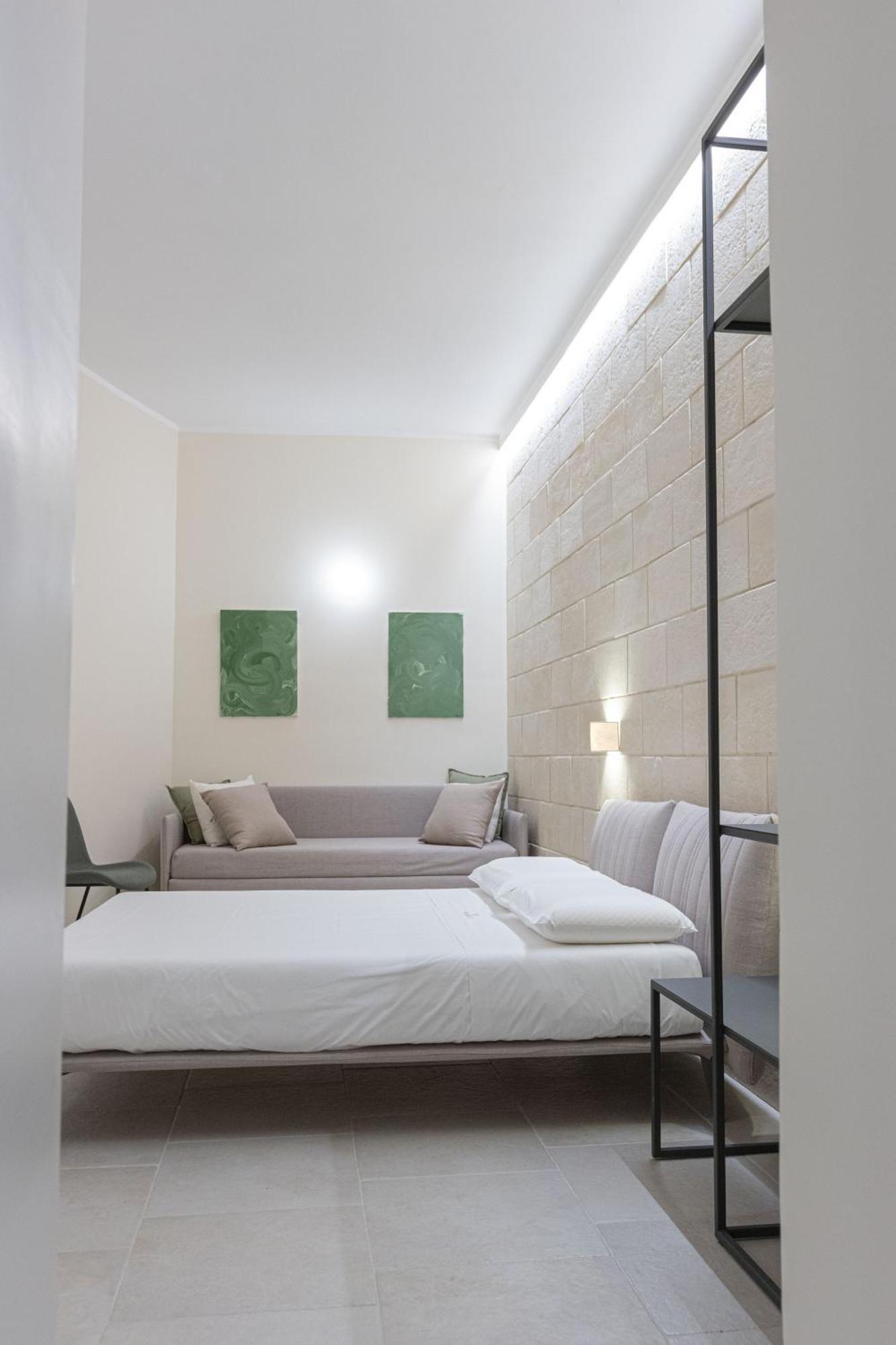 Oronti Accommodations Lecce Exteriör bild